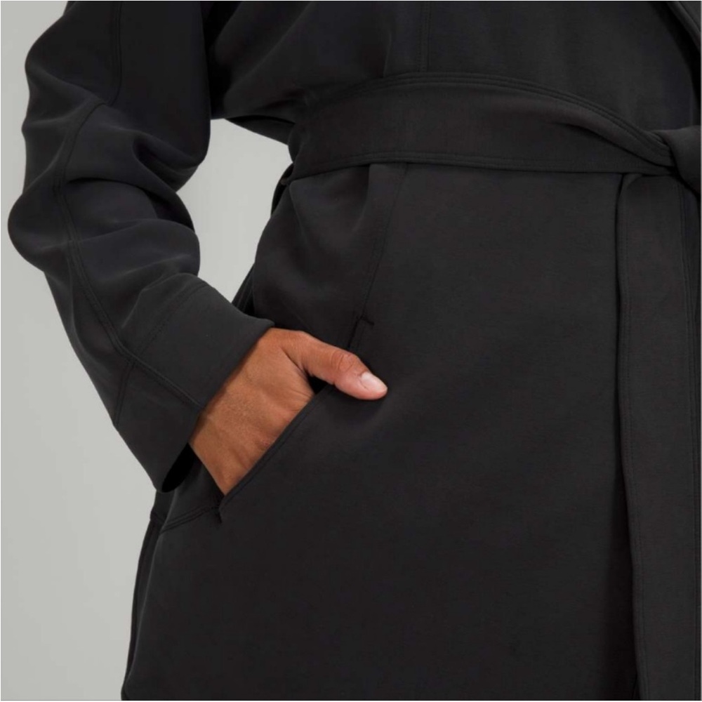 Lululemon Softstreme Belted Wrap - Picture 5 of 10